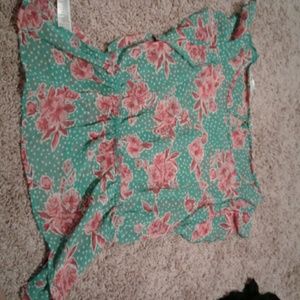 A shirt from "forever 21"